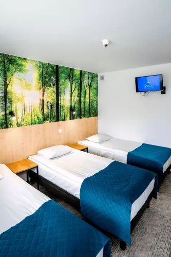 pokj_trzyosobowy_nad_zalewem_sulejowskim_w_centrum_molo_w_wojewdztwie_ldzkim