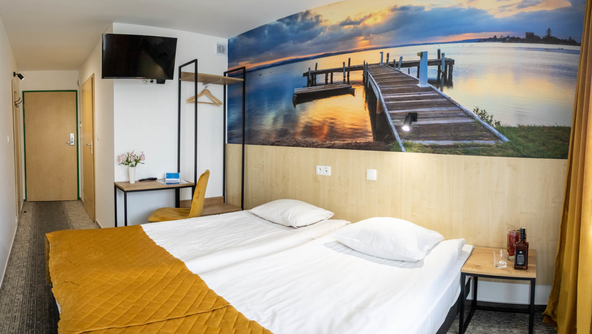 Single room dbl in the Hotel Centrum Molo in Smardzewice on the Sulejowski Lagoon