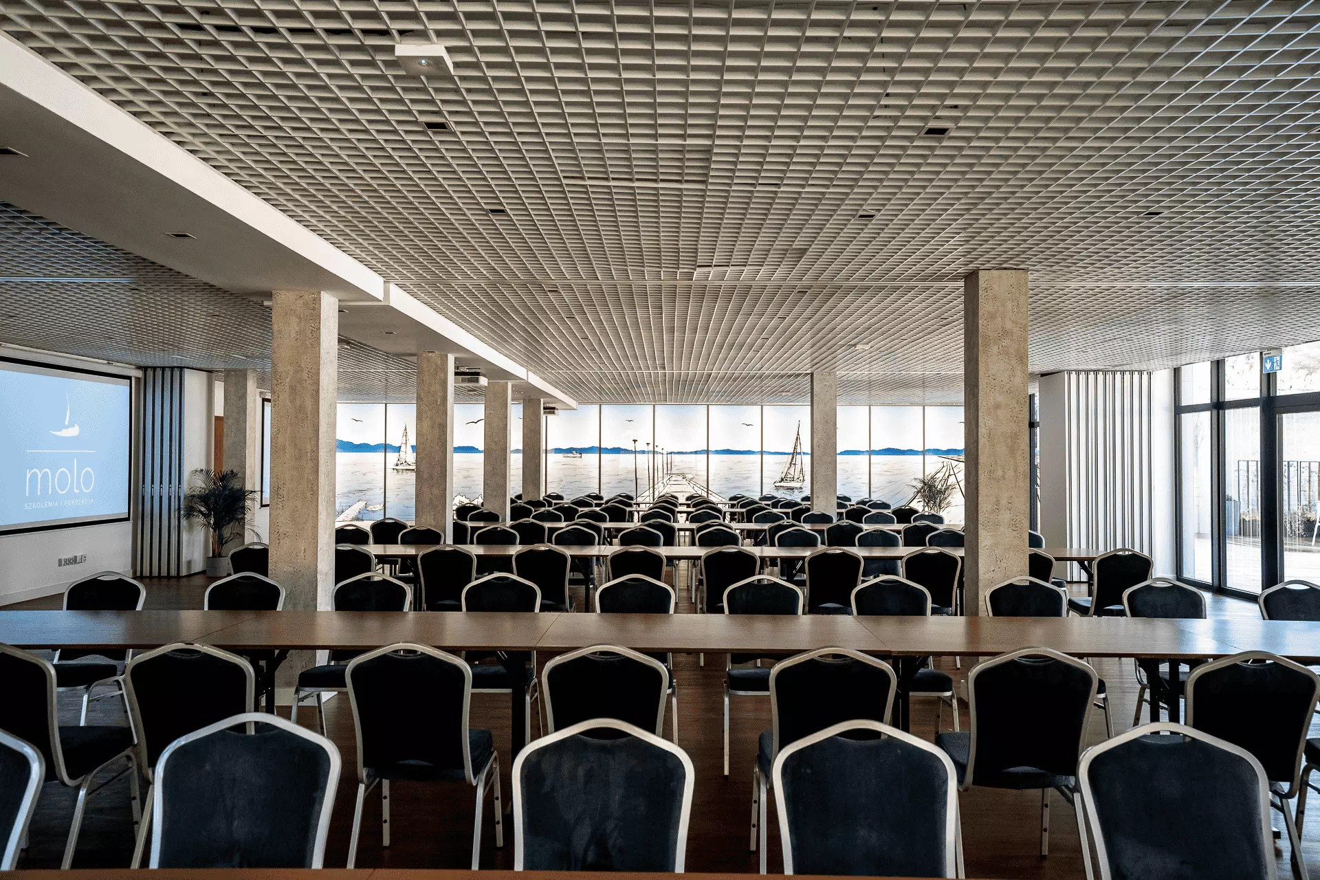 Sala Genaker największa sala konferencyjna na szkolenia dla firm w łódzkim